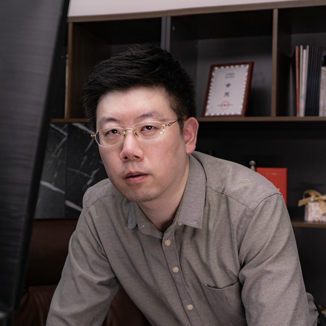 金融智囊老郭