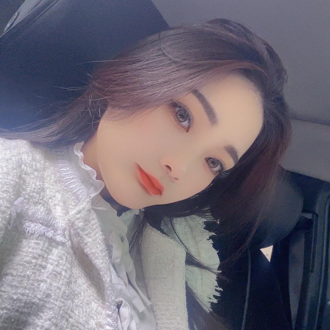 玉林妃漾迷粉底液总代