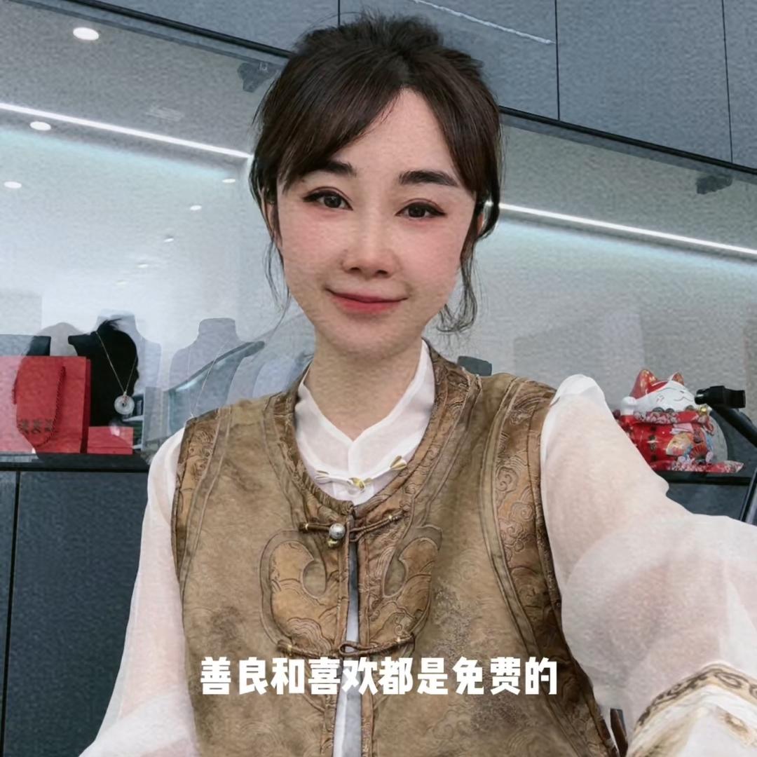 达拉特旗魔幻衣橱服饰店