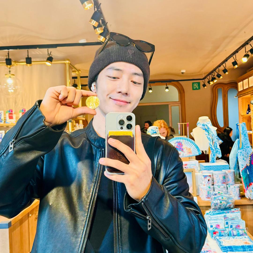 🌈买烤玉米走丢的肖太太