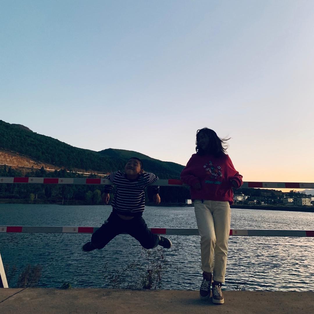 入哩金万傣味小吃官方号