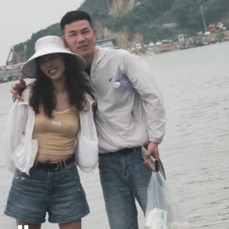 辉