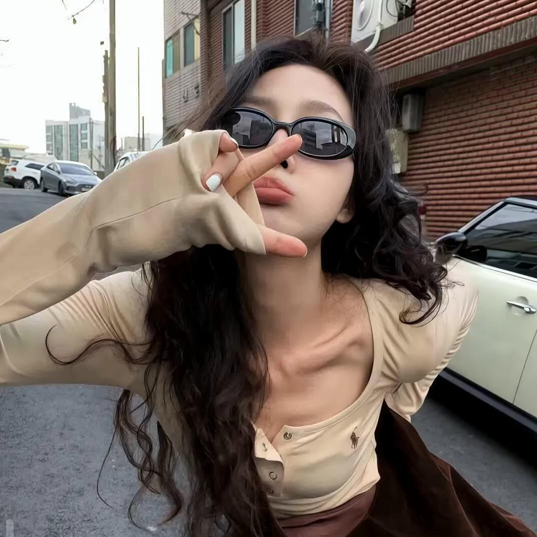 L：