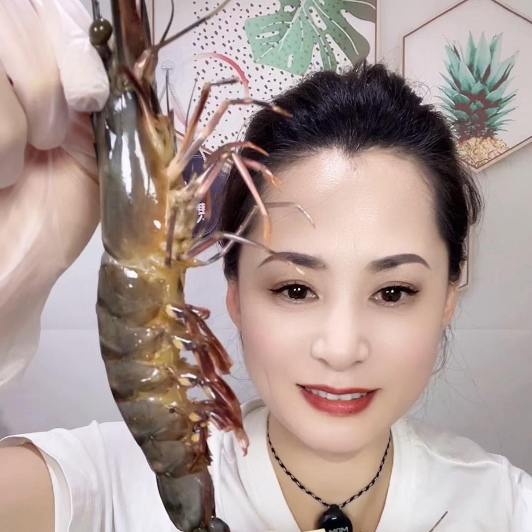 影姐(爱美食)