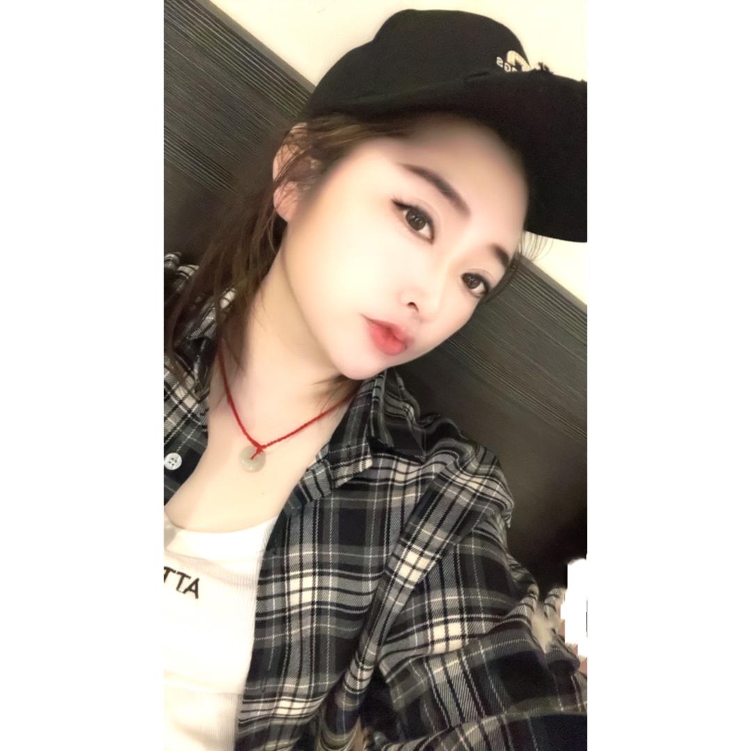 不油腻的老阿姨😘