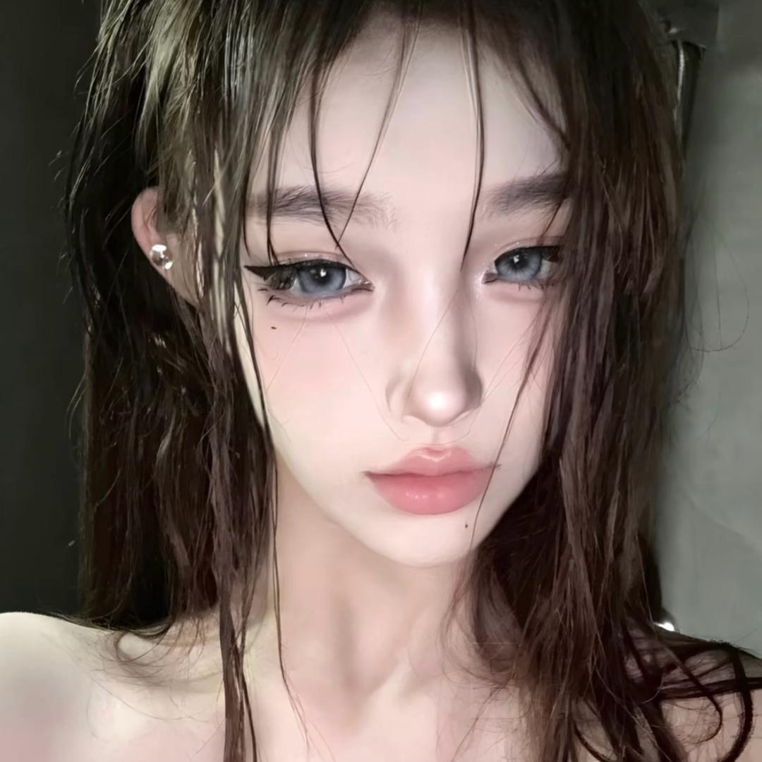 遥遥.