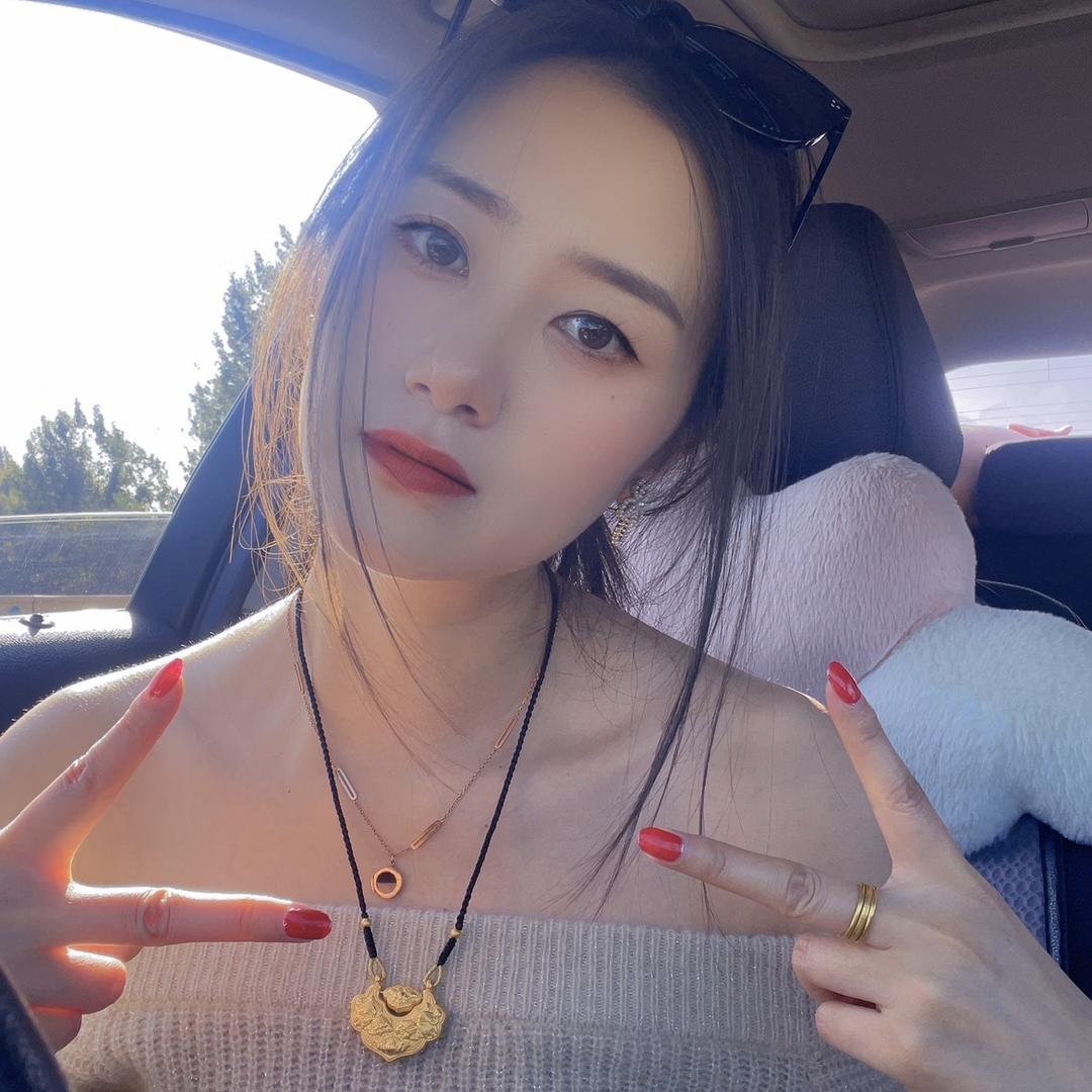 ❤️燕姐是你大爷❤️