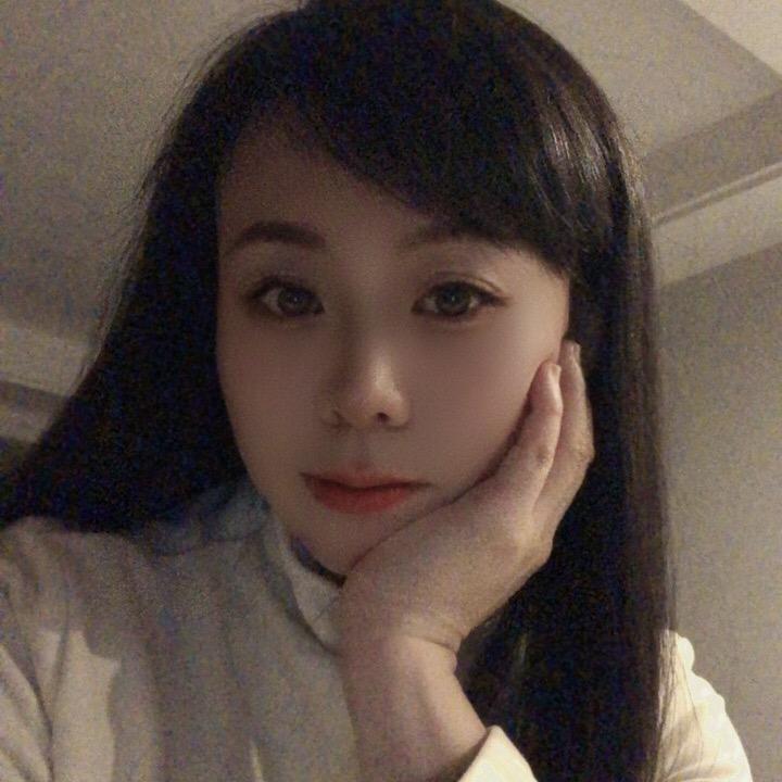化妆师  酥酥