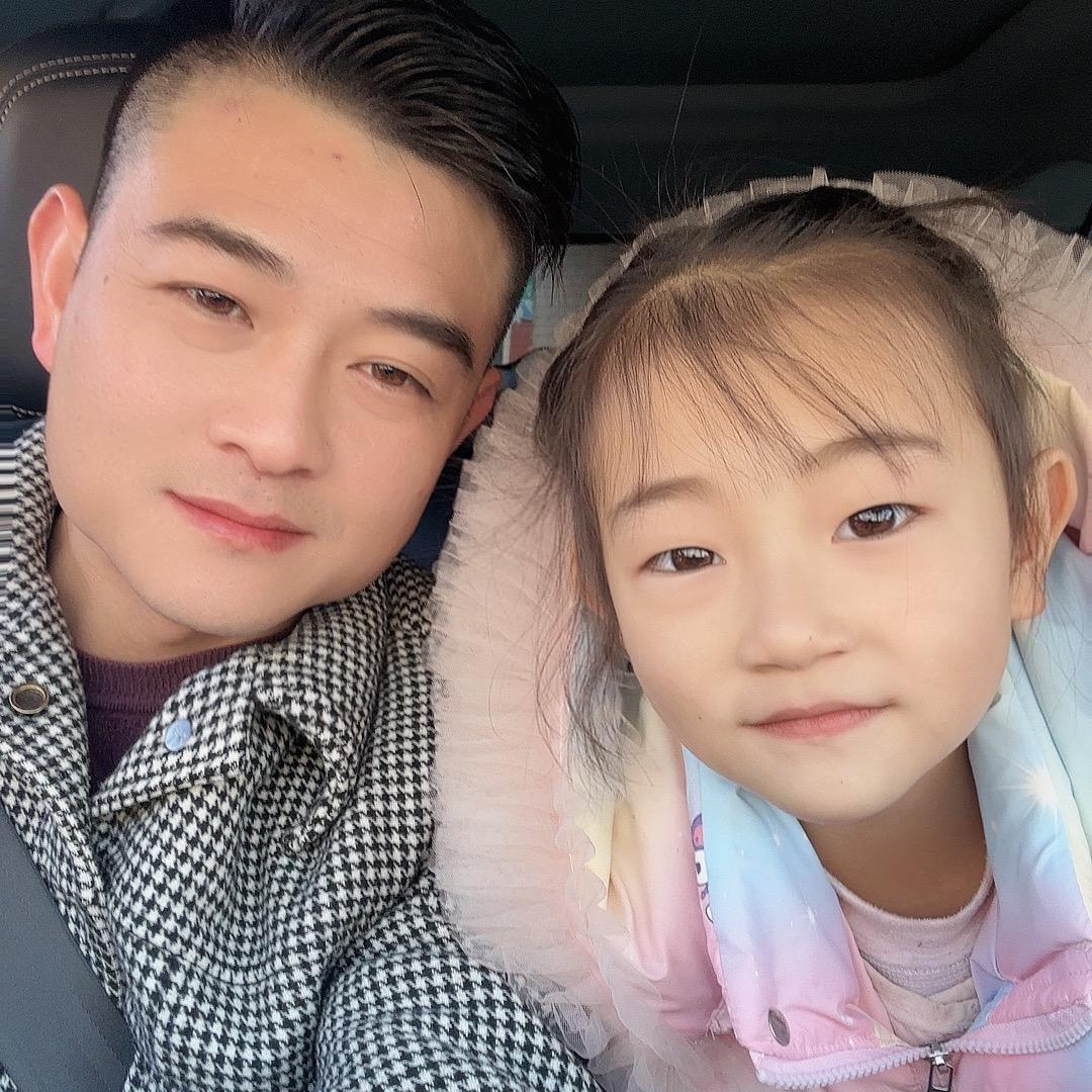 长发青狼