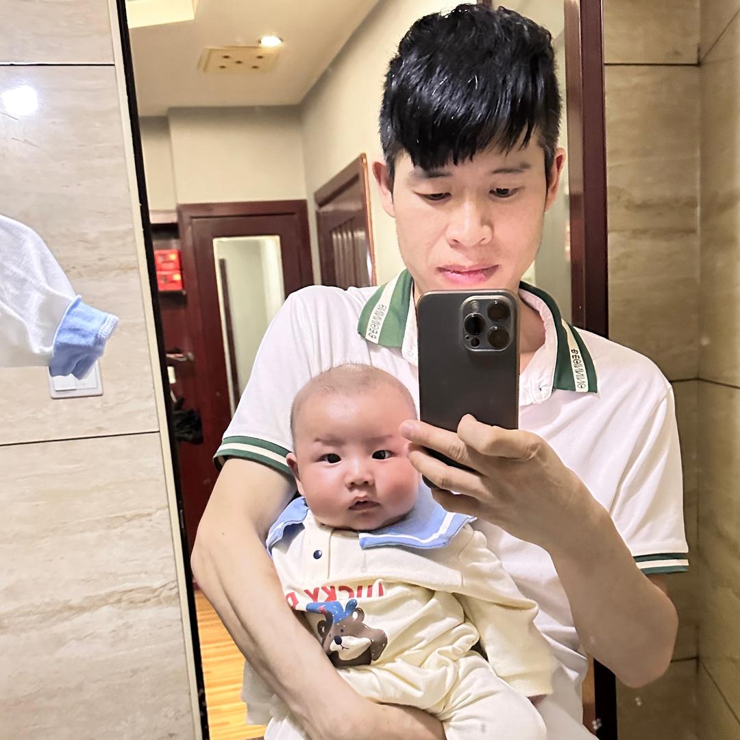 张一澄的爸爸