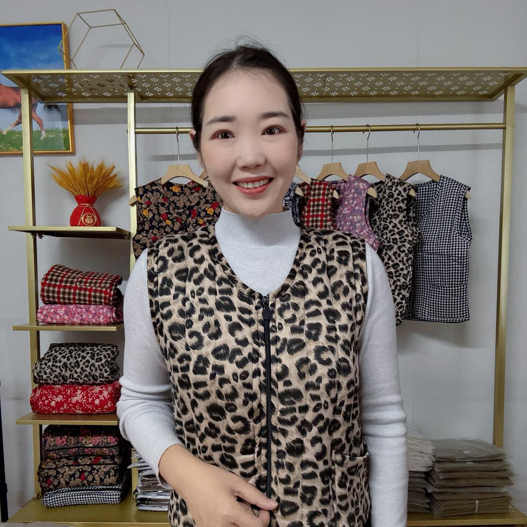 乐嘉时尚妈妈装工厂