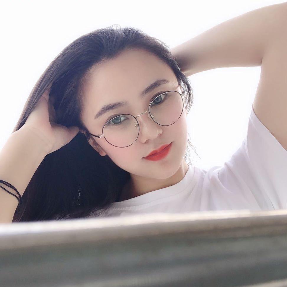 默然.