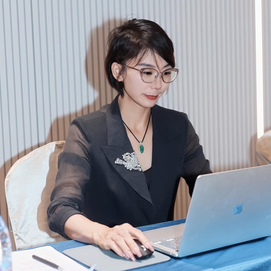 深圳市译美美业有限公司