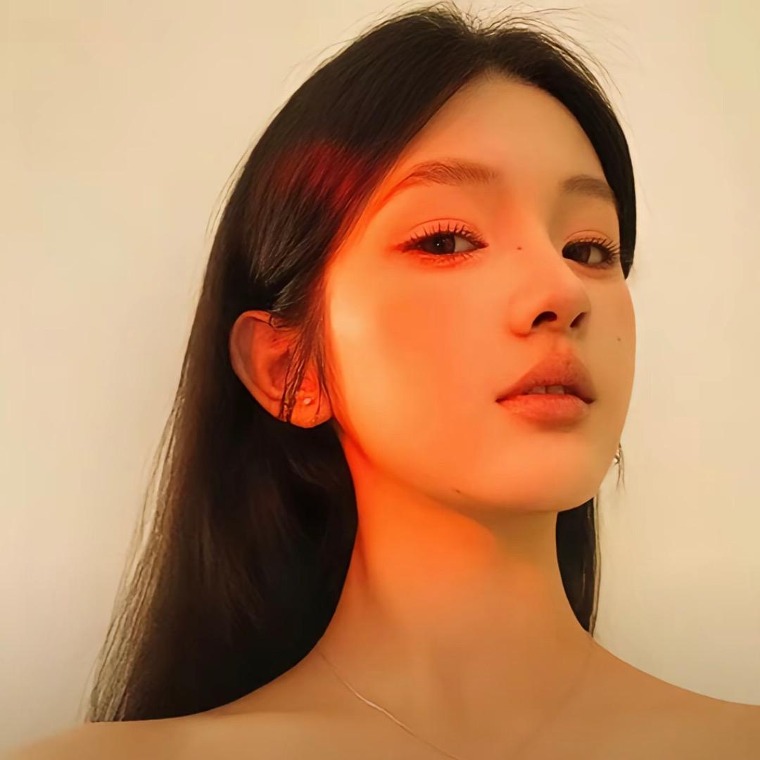 你不该灰萌萌的