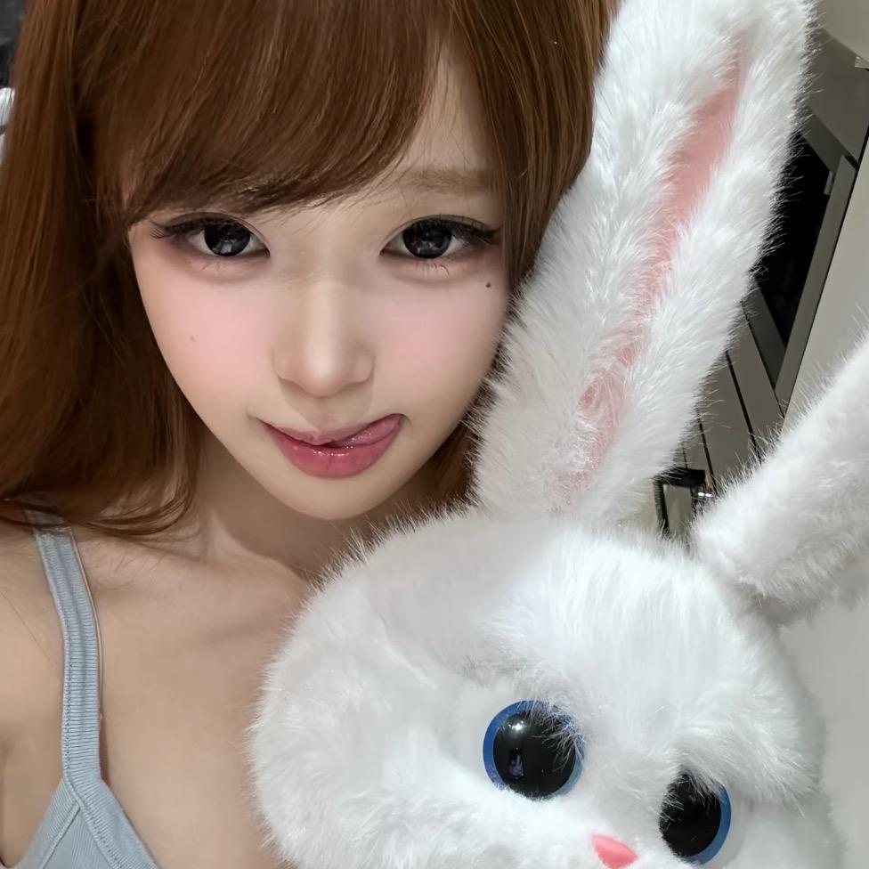 这条小鱼在乎 那条小鱼也在乎