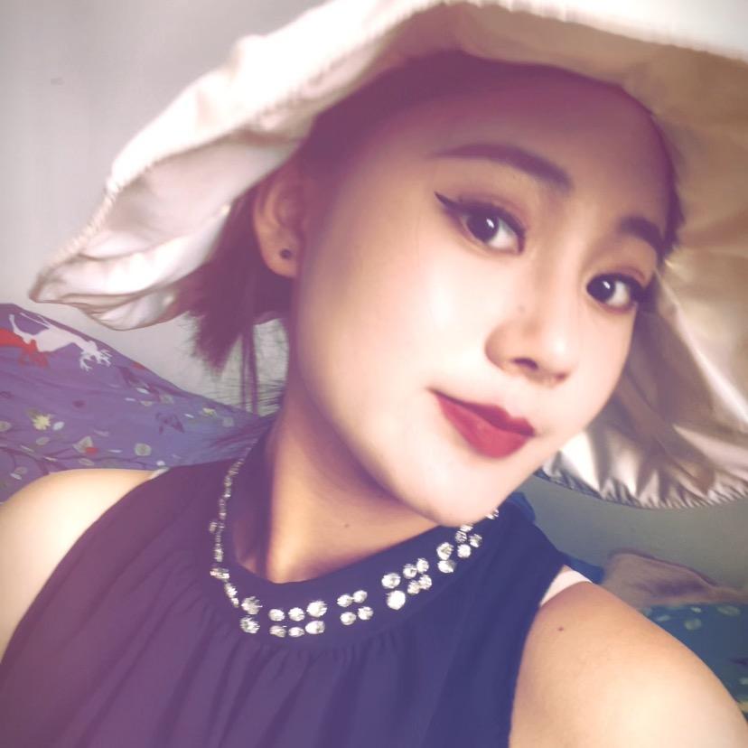 小美·（连赞拉黑）