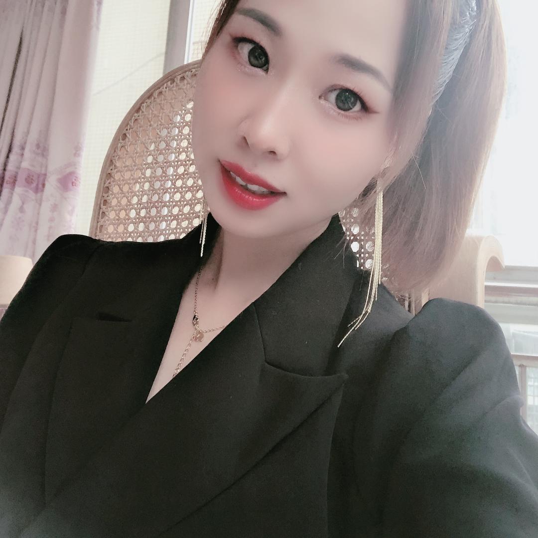 刘大白（花艺精品 大麦总经销批发）