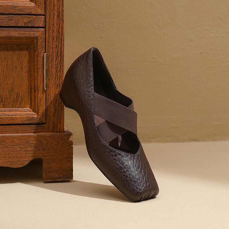 聚兴特价手工女鞋