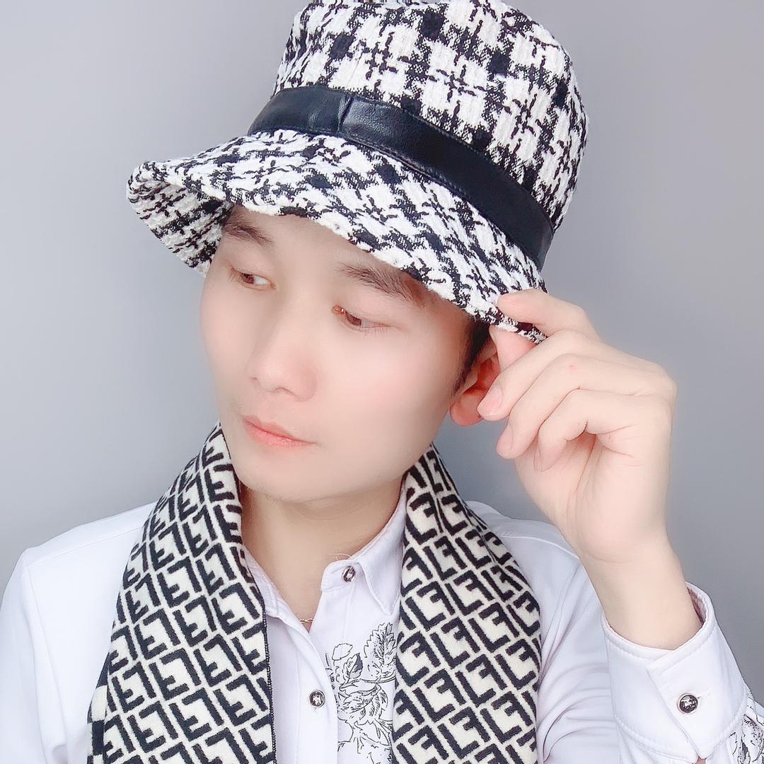 贝勒服饰