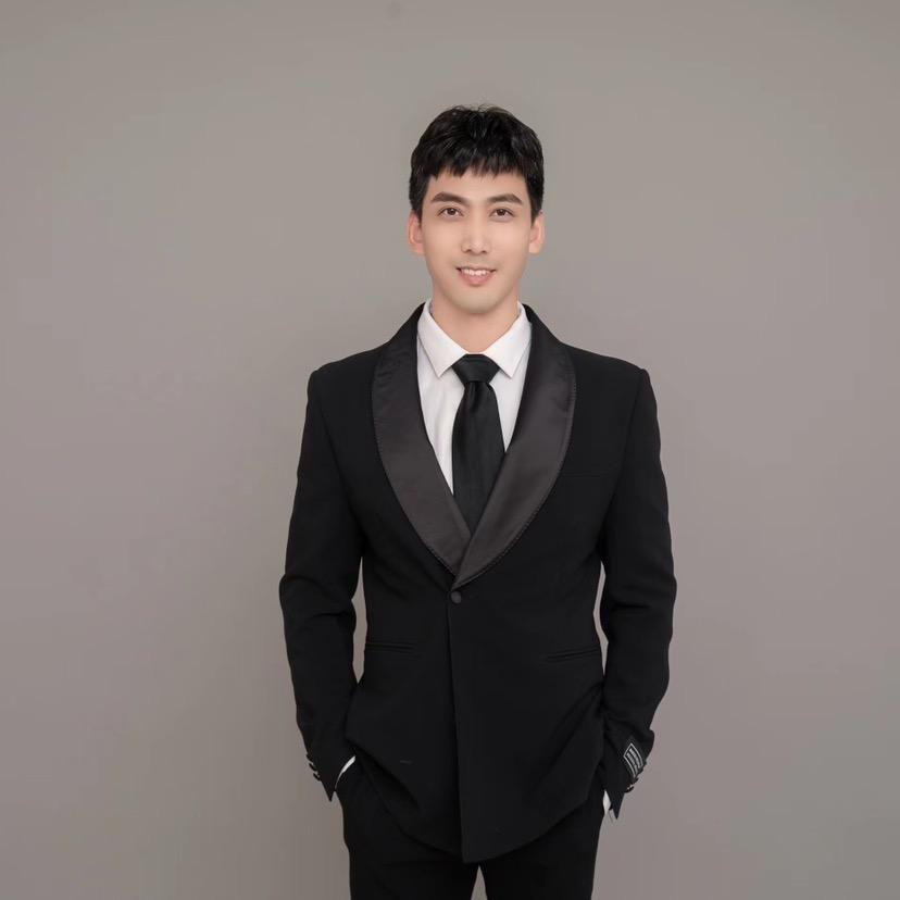 圣仕健身 王教练