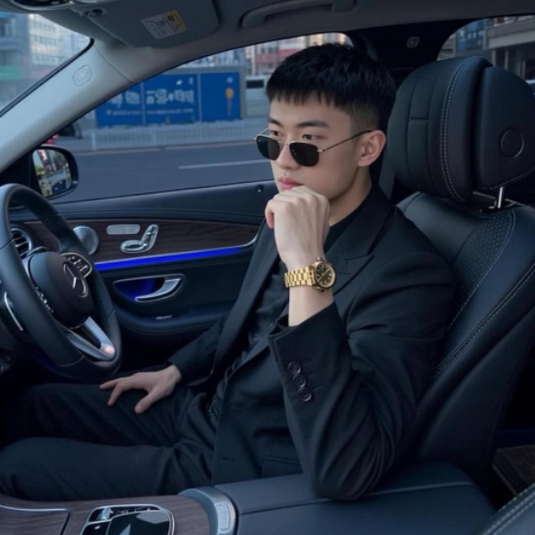 体重120斤 121斤反骨