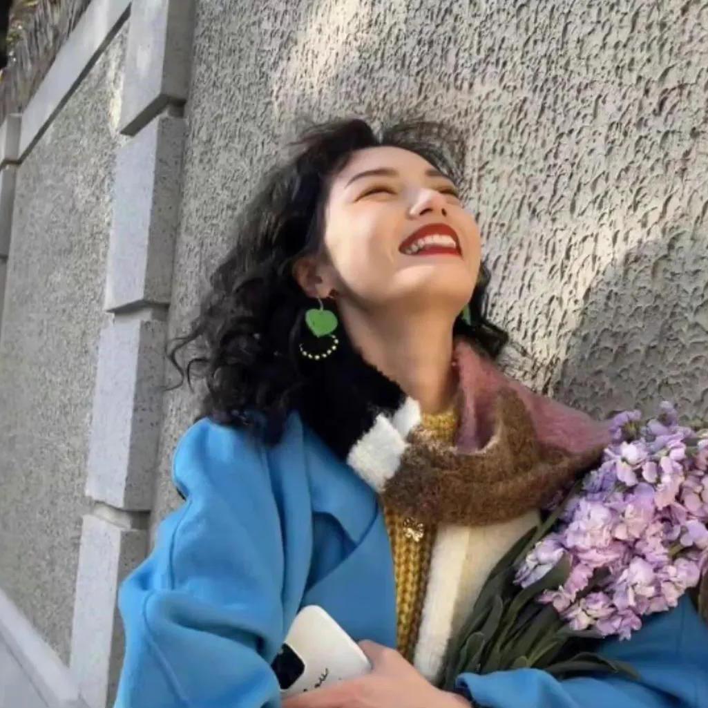 妍妍服装推荐