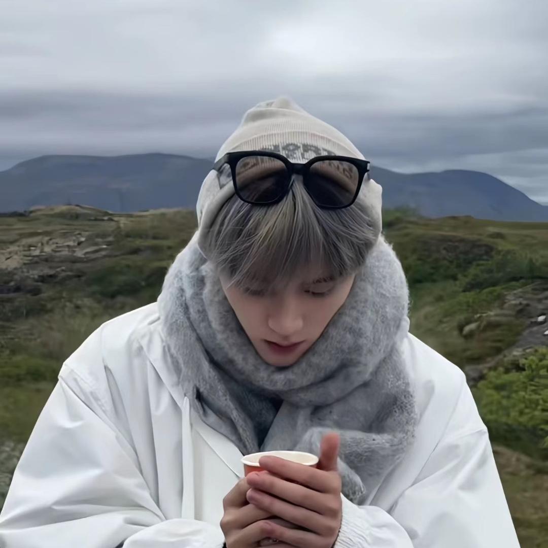 颂希尔服饰旗舰店