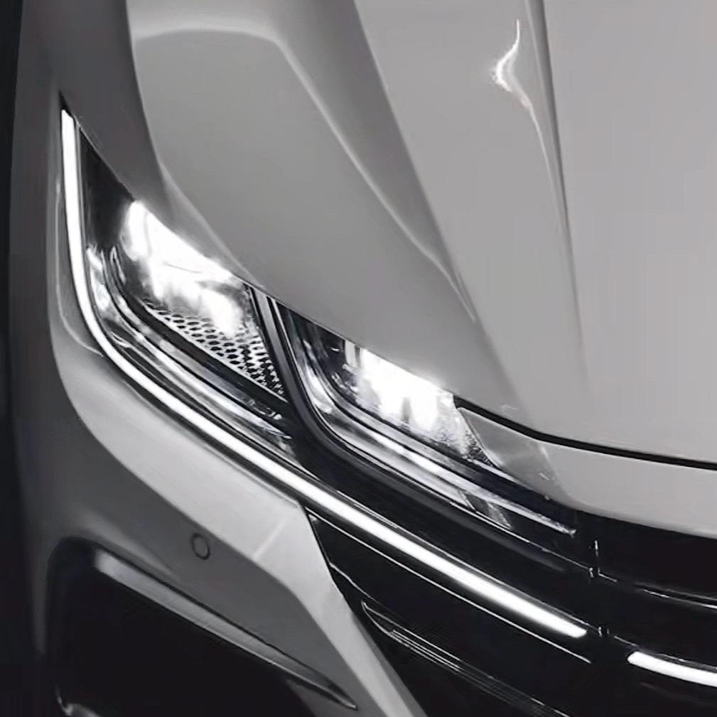 开CC猎装的小鹏