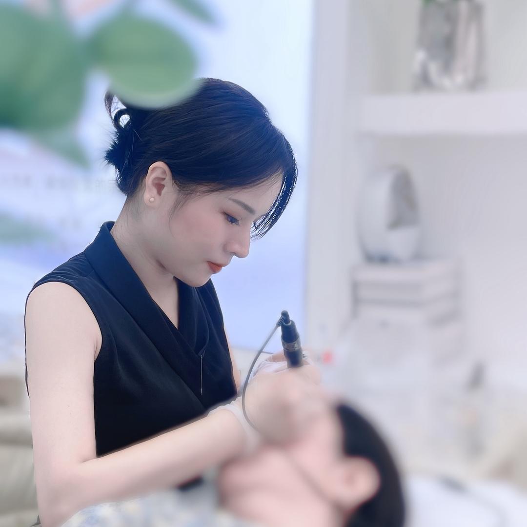 灵山美甲美睫培训机构