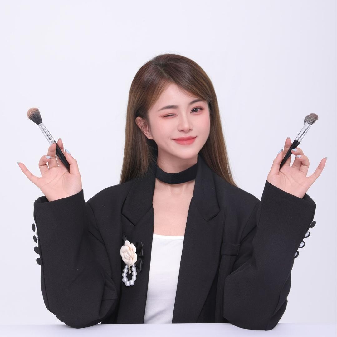 化妆师鱼籽酱