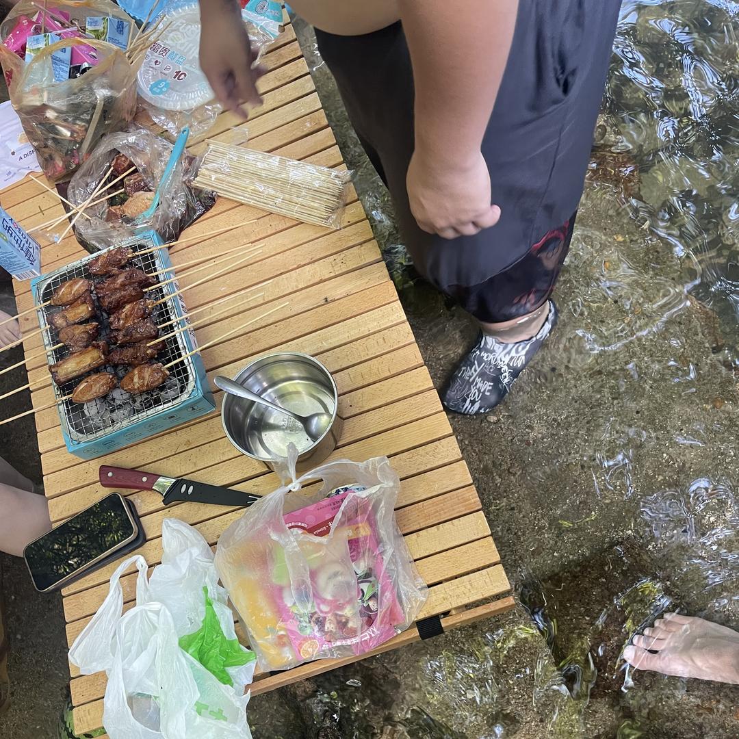 候斯甄选