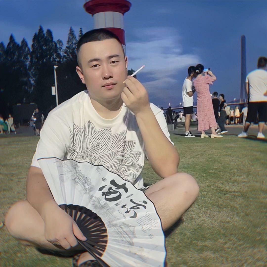 真心不如红钞票丶