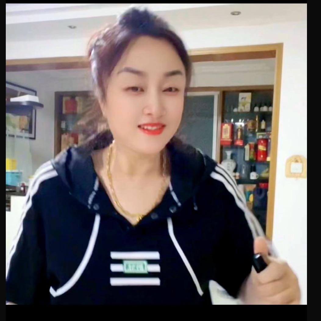 刘姐洁美歌若娅MHE女装