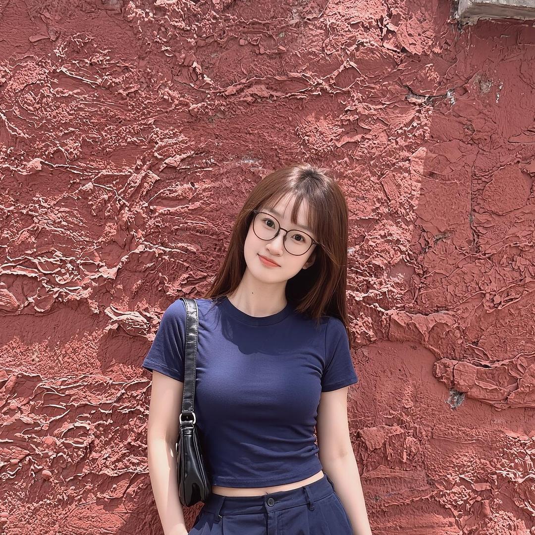 🎈。   默默