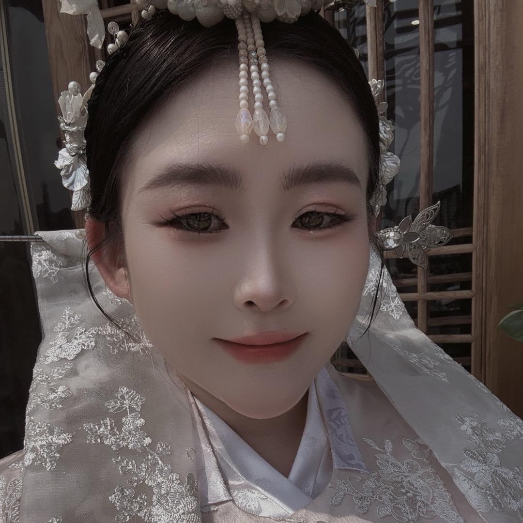 化妆师   阳阳