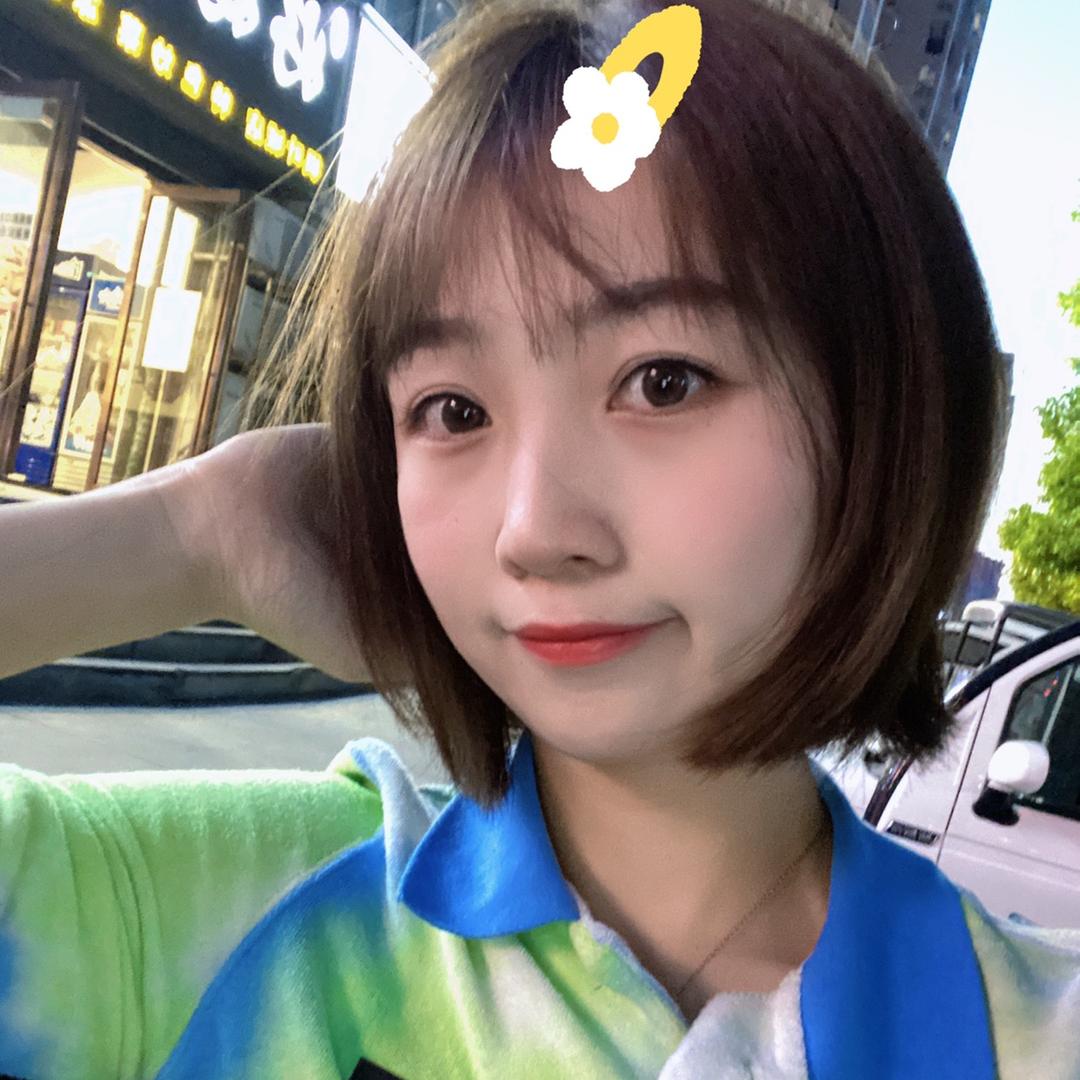 『云朵里•蛋糕甜品炒酸奶』