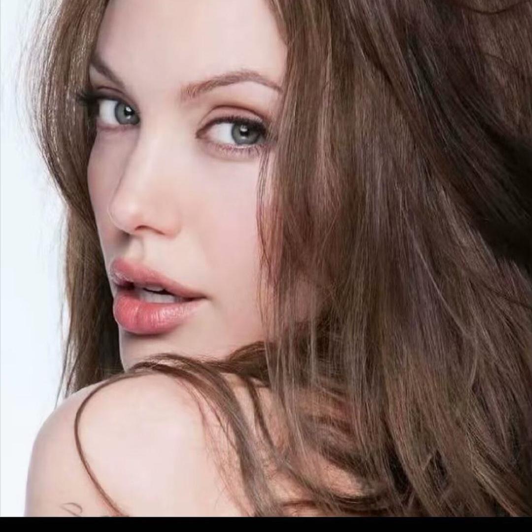 XAHNAZ