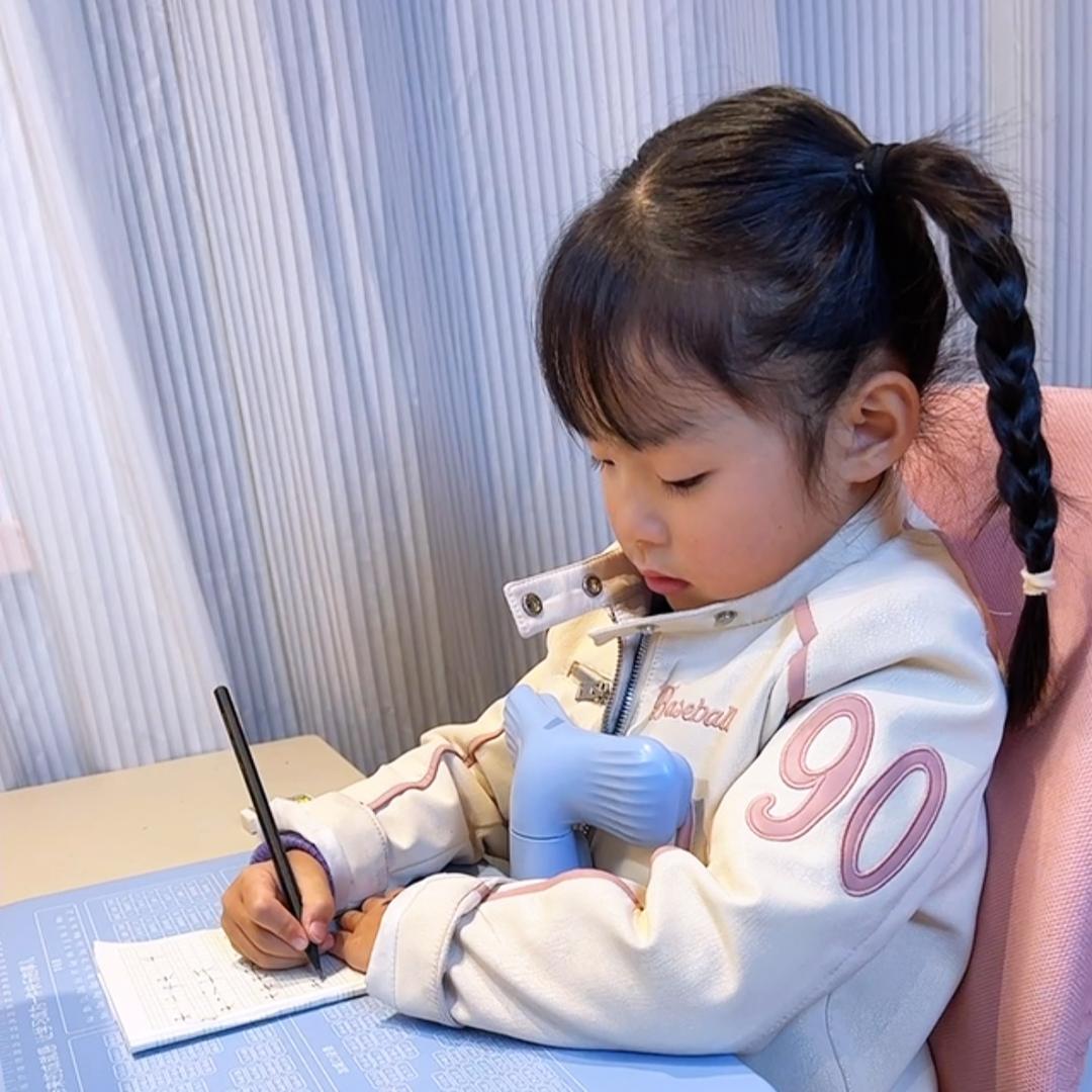 小蔡姐(家有两宝)