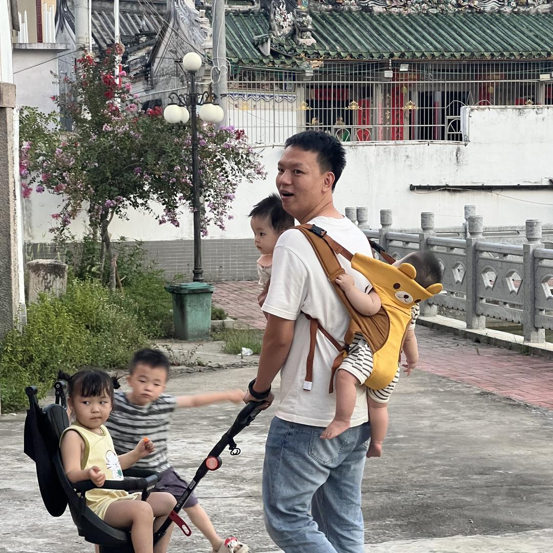 潮汕舅舅在卖家具