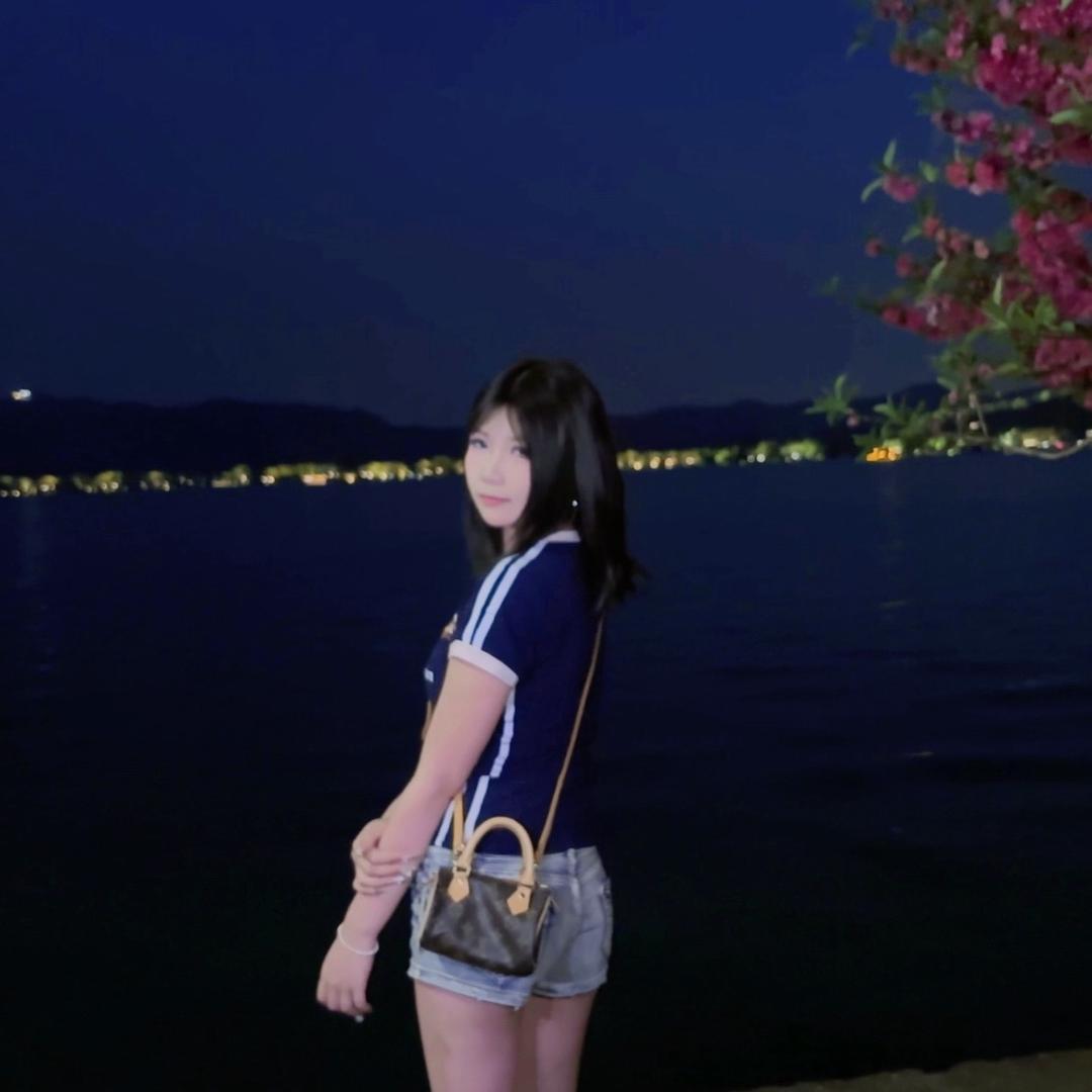 小怡中古桐桐