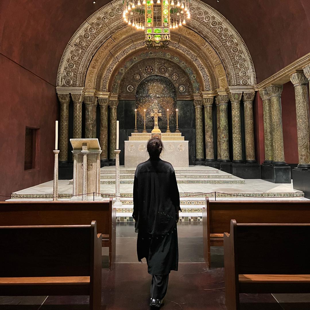 诶嘿贝拉玩泥巴