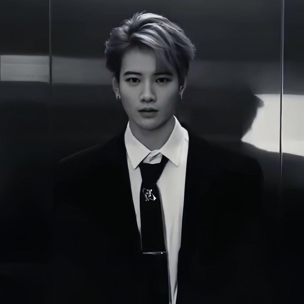 减龄.烫染发型设计JK