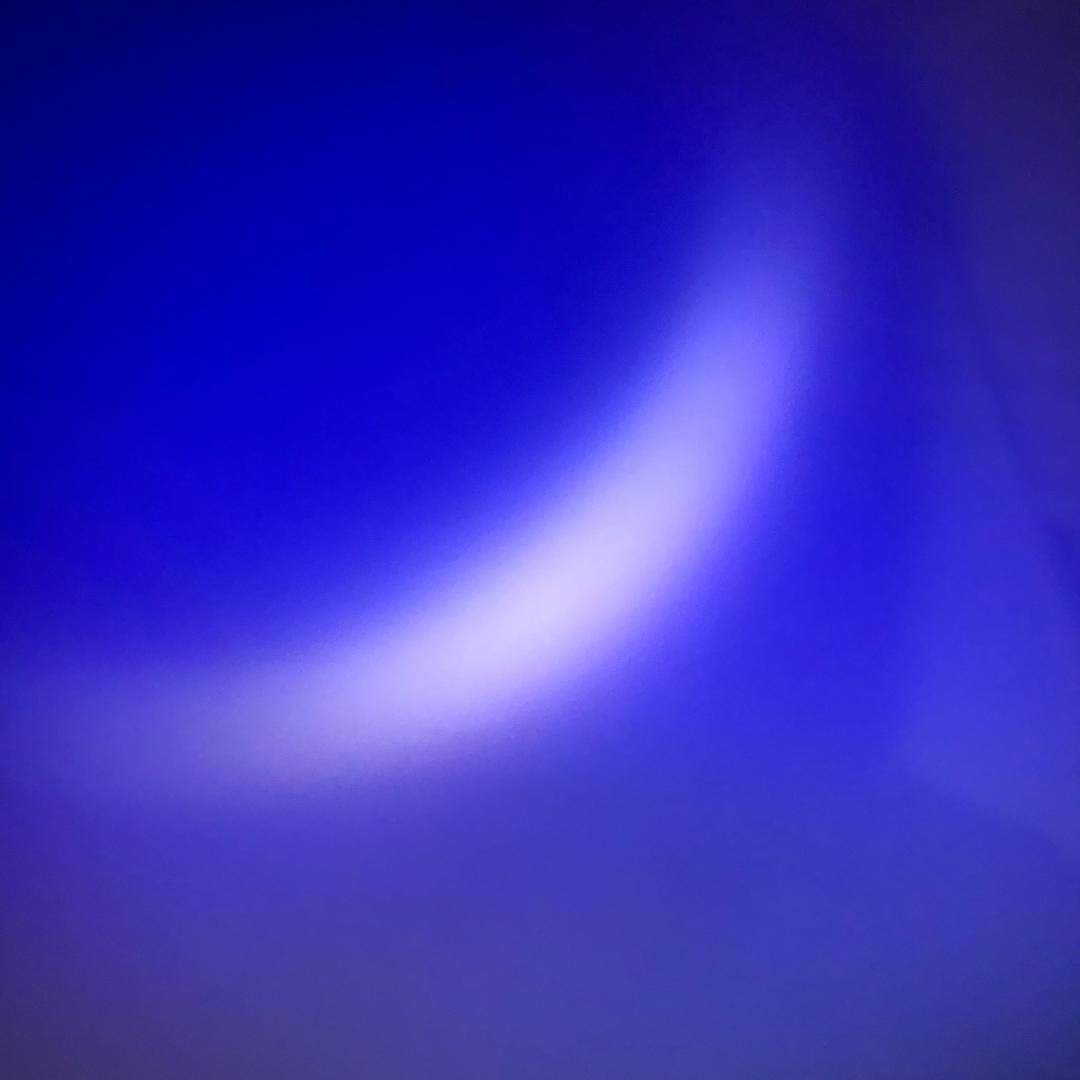 半明月