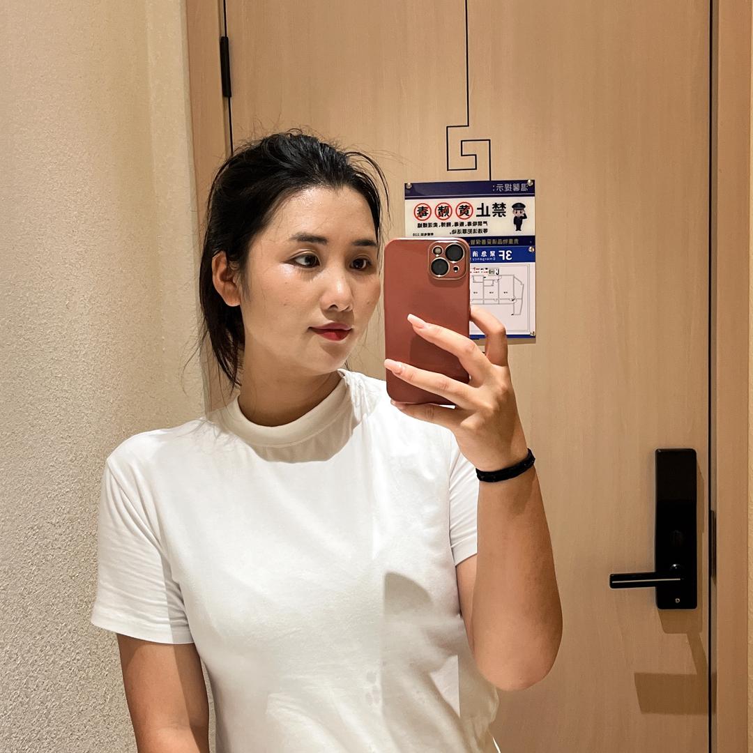 我的小凤姐姐。