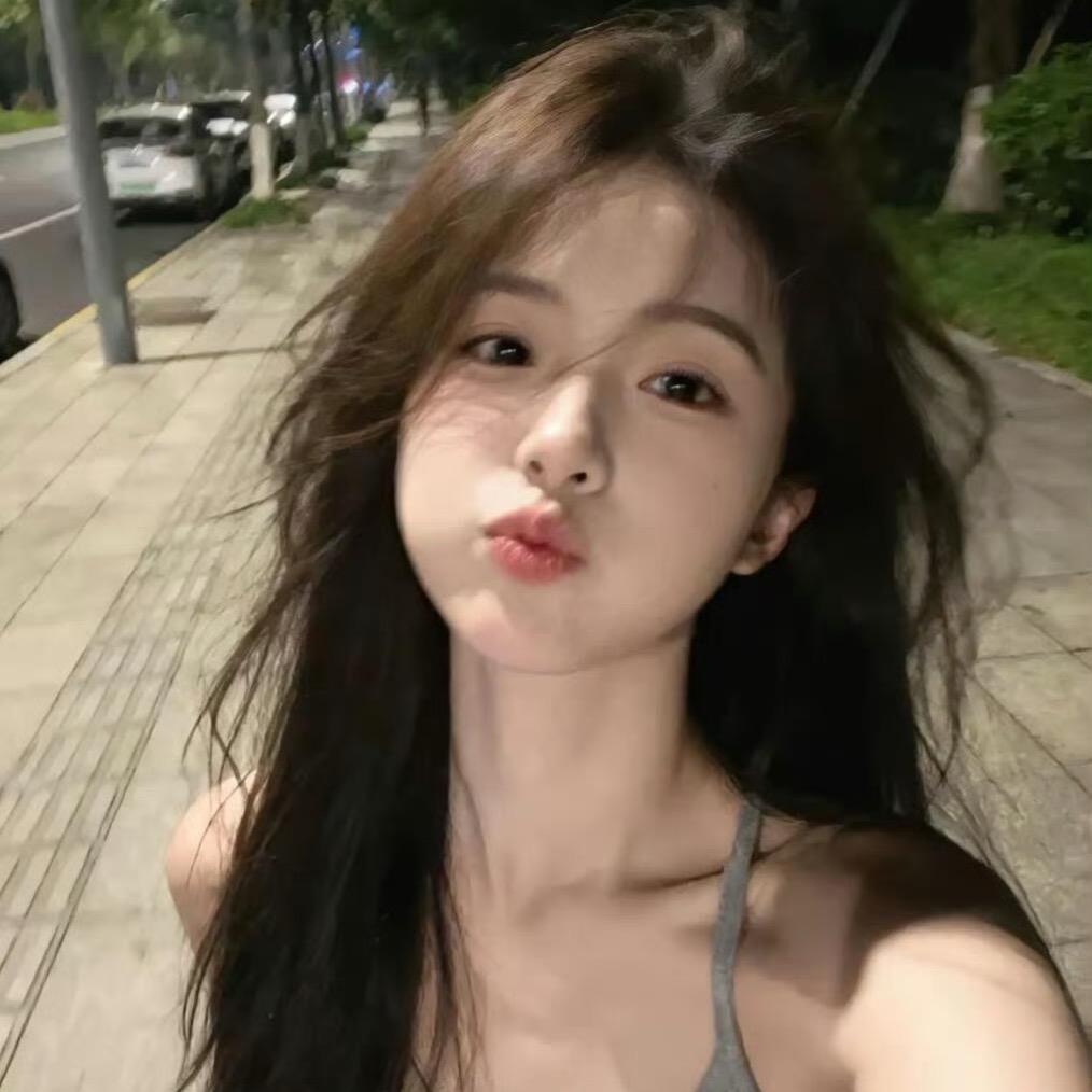 爱生活的小张。