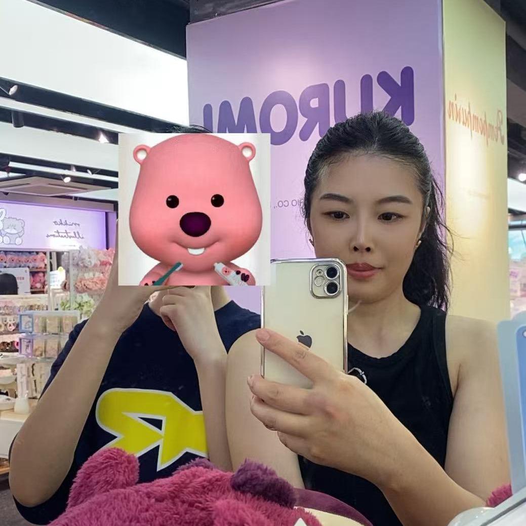 依饰界名品汇 工厂店