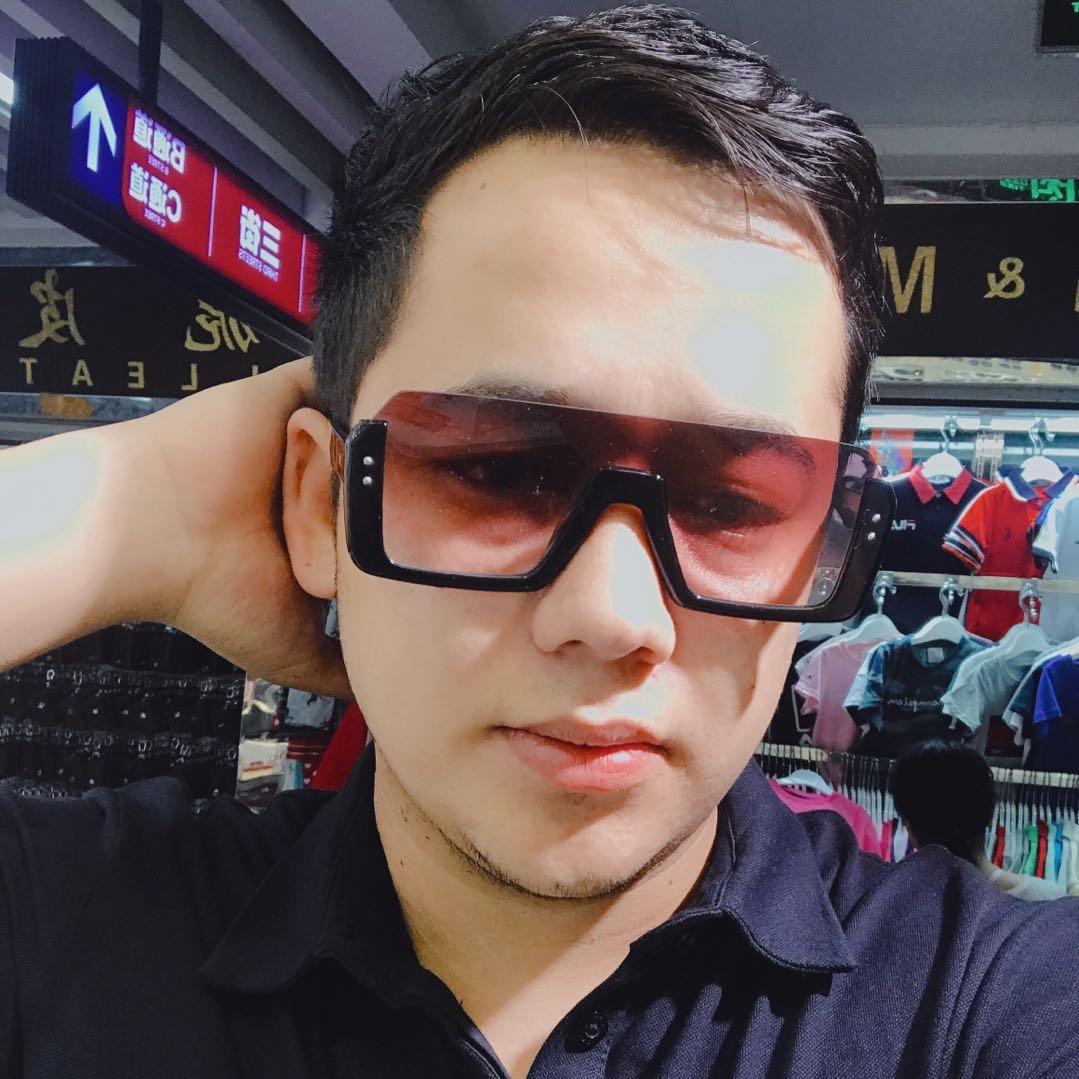 吾孜大纳服装