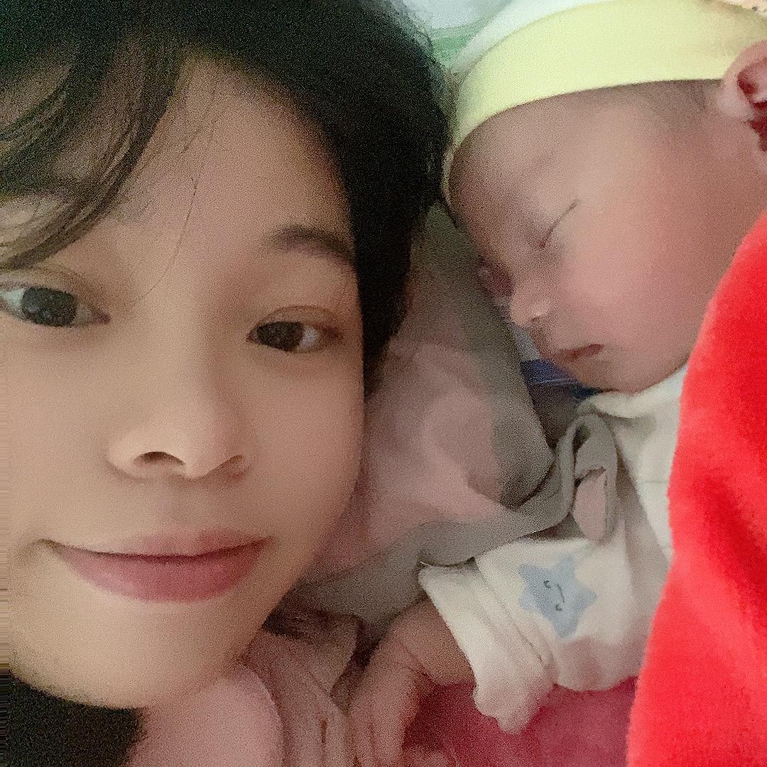 小粽子妈妈🌷（求关🙏）