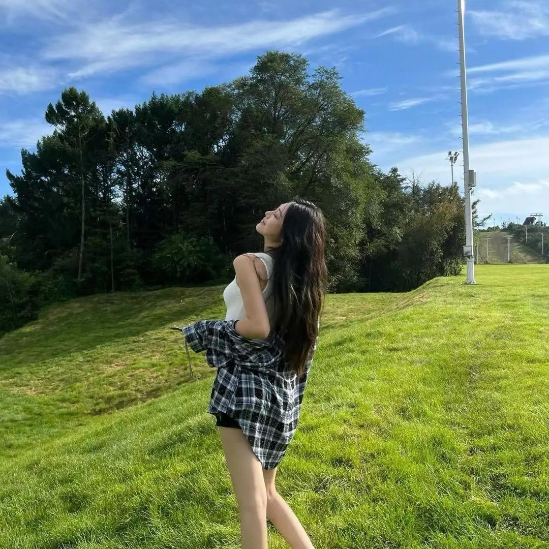 思妍女装👚