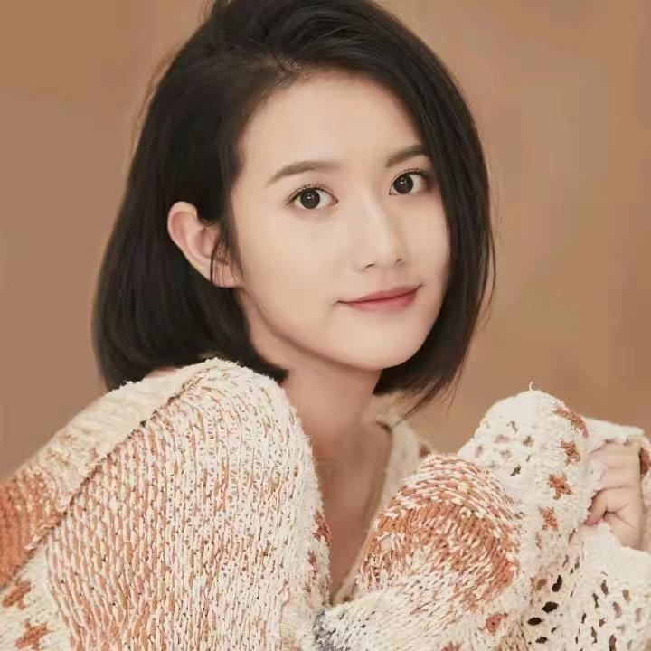 小思彤